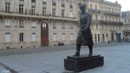 statue jacques chaban delmas jacques chaban delmas statue bordeaux