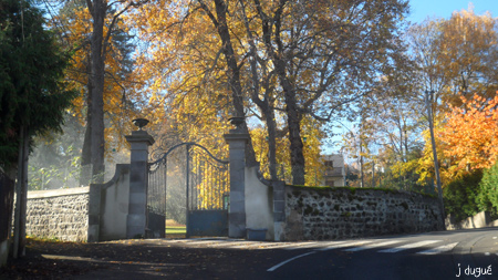 automne entree du parc bargoin clermont ferrand