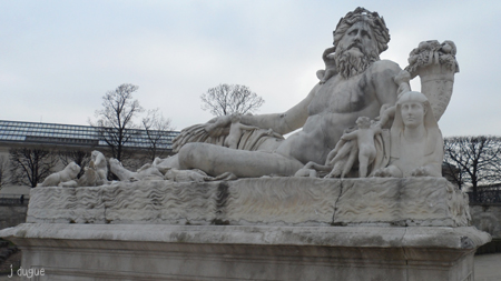 le nil paris tuileries le nil statue tuileries