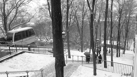 paris neige mars funiculaire